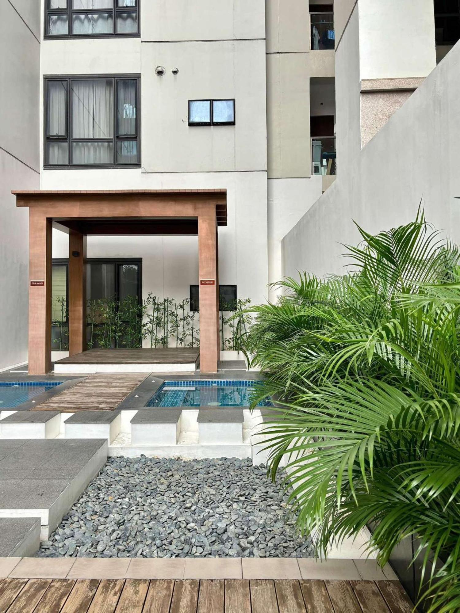 Greenbelt Hamilton Tower 1 Legazpi Makati City Exterior foto